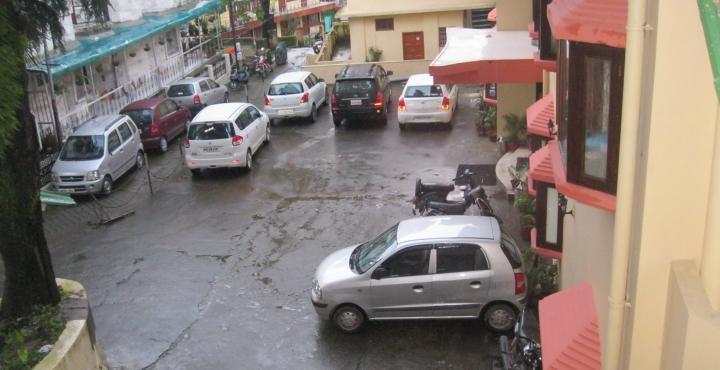 Treebo Trend Mussoorie Club Dehradun Exterior foto
