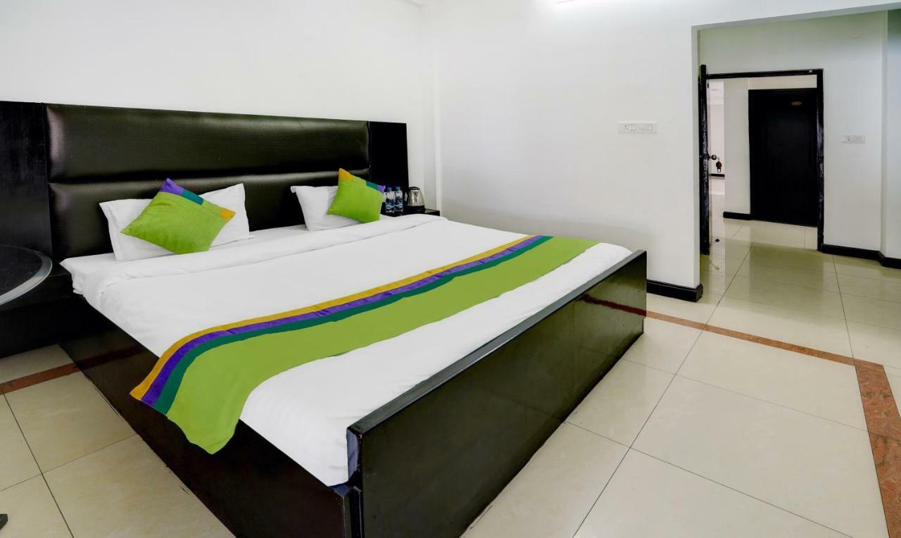 Treebo Trend Mussoorie Club Dehradun Exterior foto